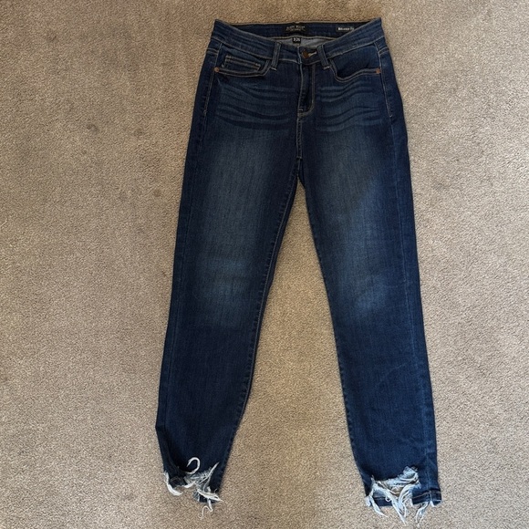 Judy Blue Dark Wash Raw Hem Relaxed Fit Jeans Size 3/26 - Picture 2 of 5